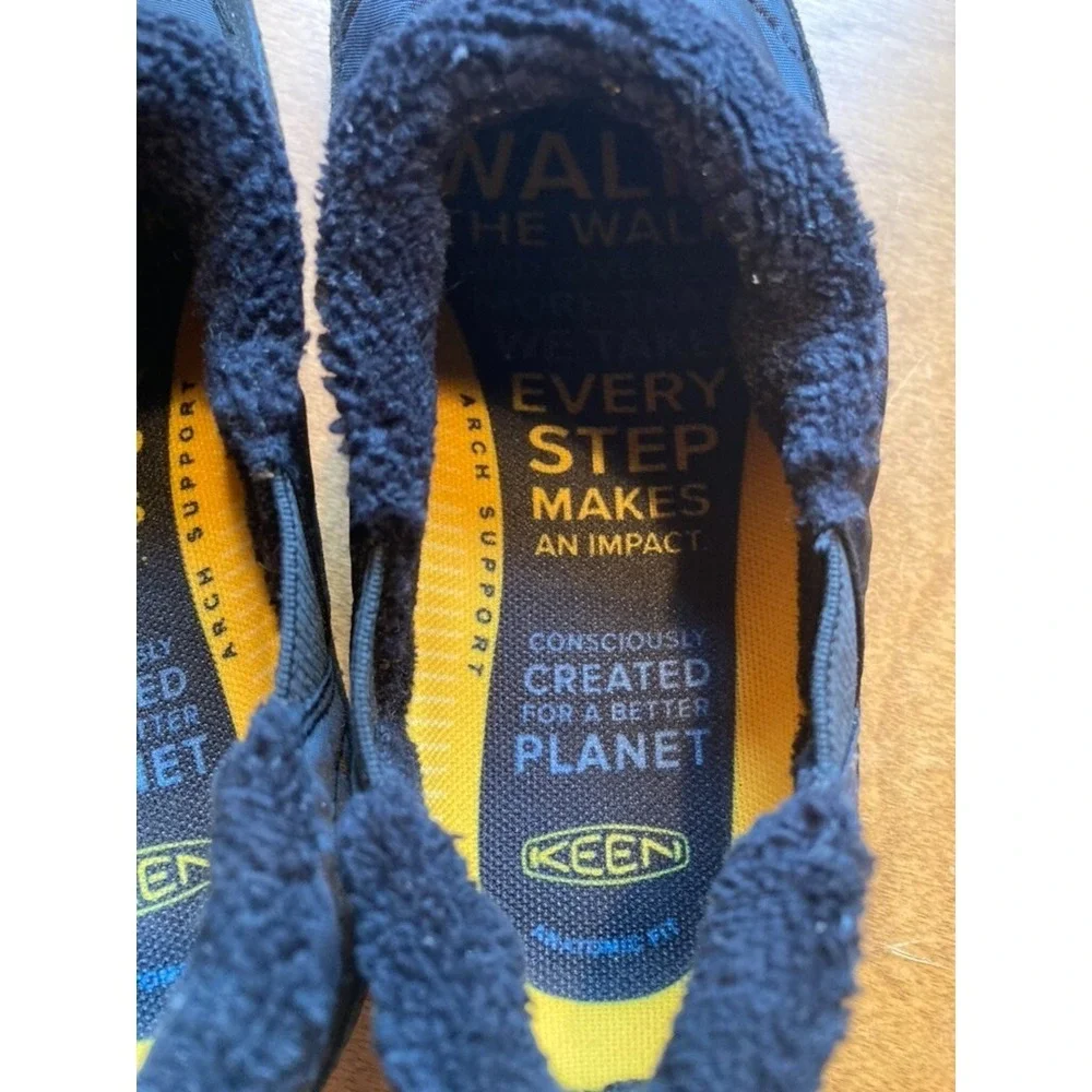 Keen Howser II Insulated Slip-On Sneakers Water Resistant‎ Black Size US 3 NEW